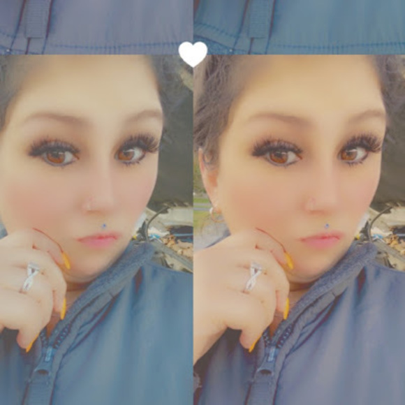 Meet your Posher, Lenessa - Picture 1 of 1